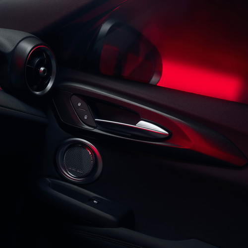 2027 Alfa Romeo Tonale Luna Rossa Interior